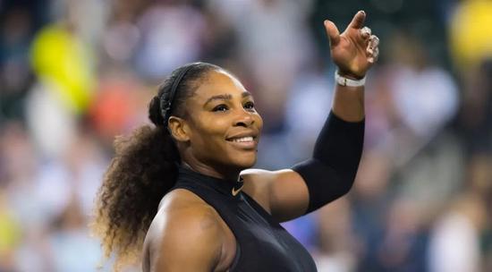  小威廉姆斯复出首秀，澳网赛场再现黑珍珠风采