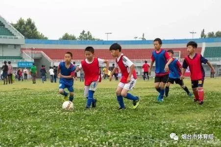  青训小将临危受命，处子球改写比分牌