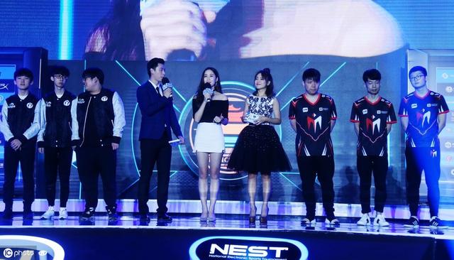  电竞豪门狭路相逢演绎巅峰之战