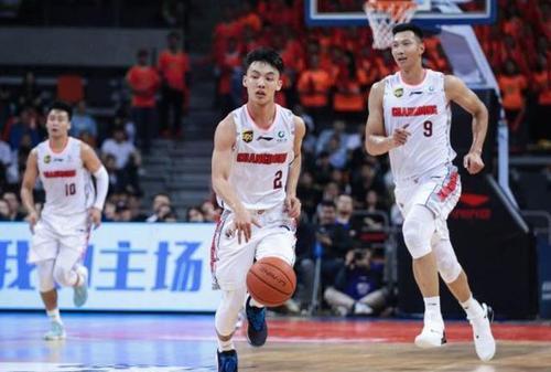  广东宏远末节发力，战胜新疆稳固联赛榜首